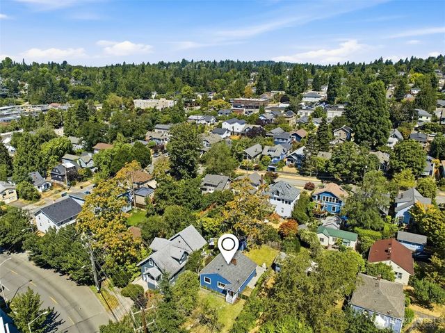 2722 Ne Blakeley Street, Seattle