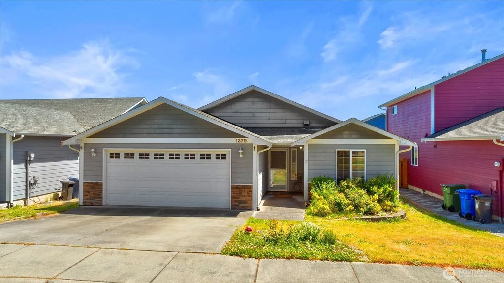 1379 Ne Big Berry Loop, Oak Harbor