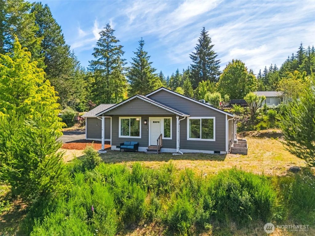 40 E Snowcrest Lane, Shelton