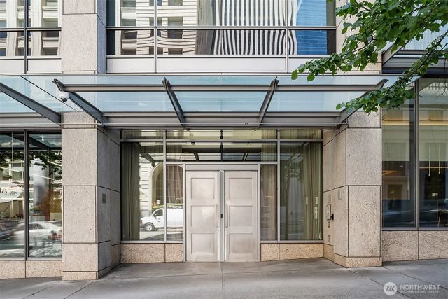 715 2nd Avenue 1505, Seattle