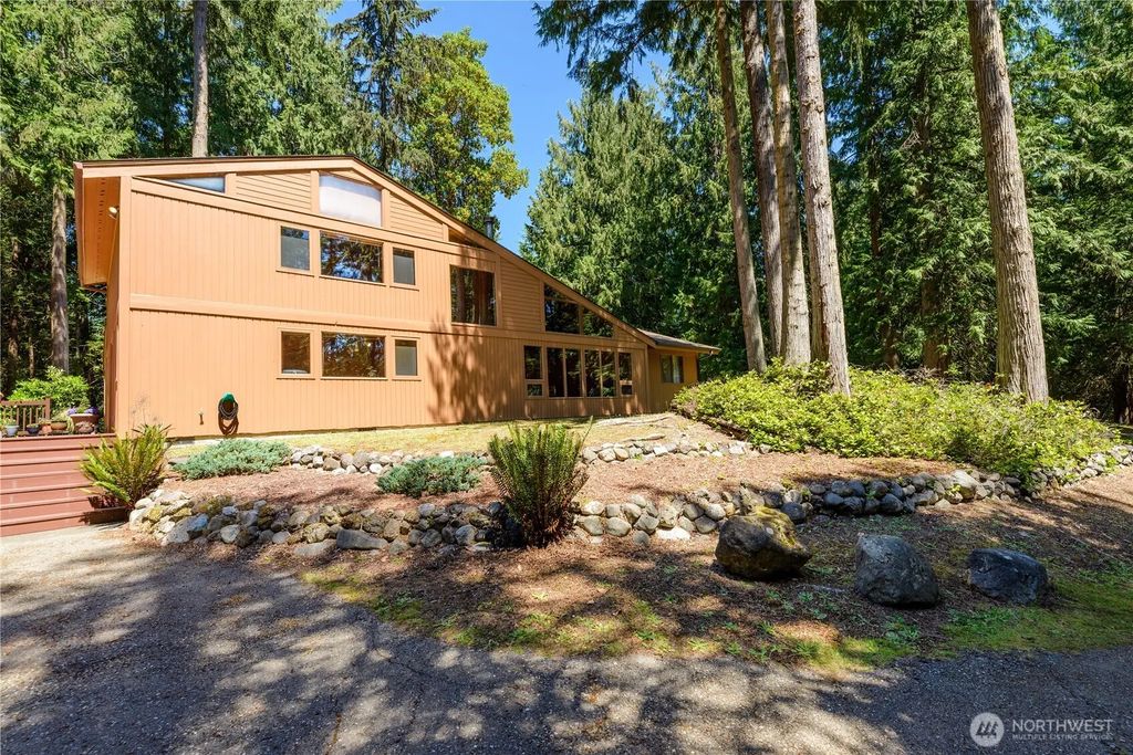 76 Fawn Haven Road, Port Angeles