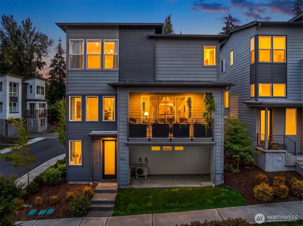 7803 Ne 123rd Court, Kirkland