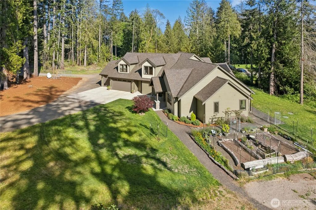 2415 44th Avenue Nw, Olympia