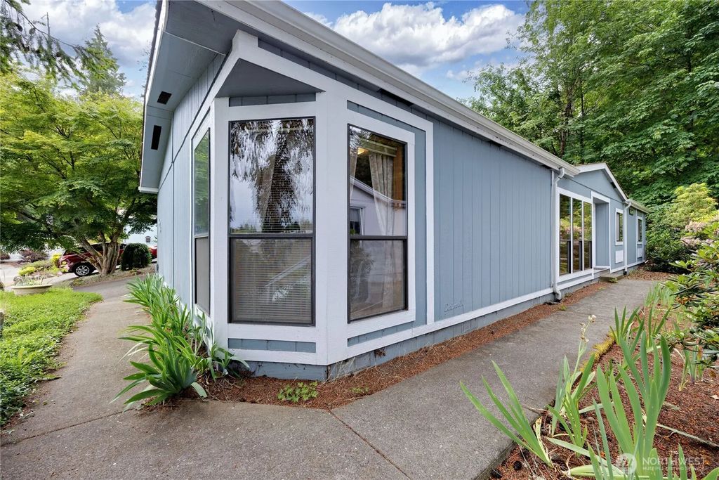 574 Nw Silver Glen Lane 41, Bremerton