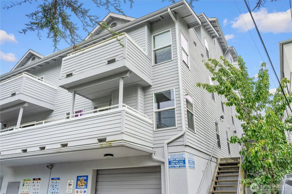 3435 California Avenue Sw 103, Seattle