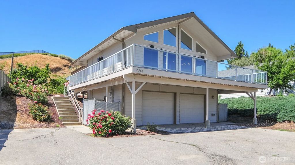 2961 Riviera Boulevard, Malaga