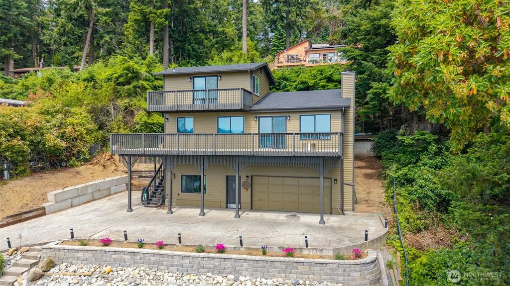 2123 Stoney Beach Lane, Oak Harbor