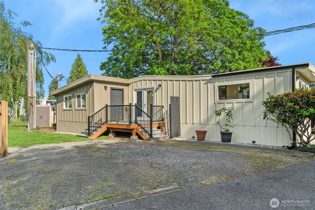 1645 S 272nd Street 56, Federal Way