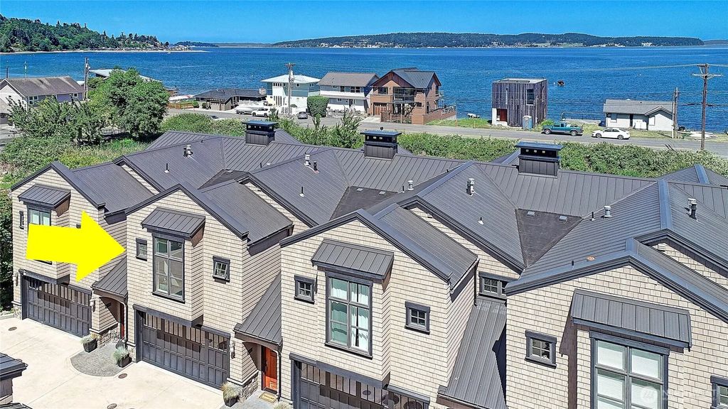 1095 Essex Street 2, Camano Island