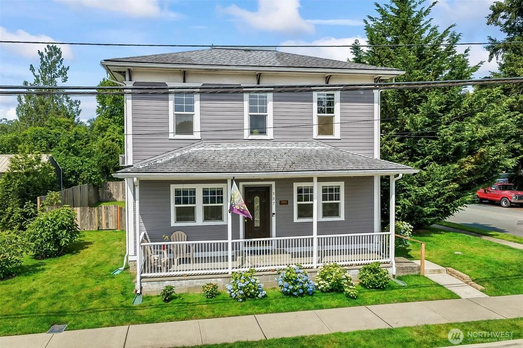 307 3rd Street, Sultan