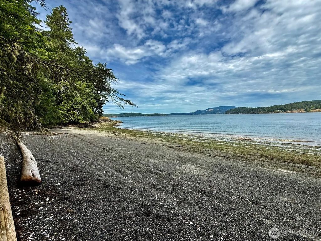 Lots 7-8 Newton Beach Road, Shaw Island