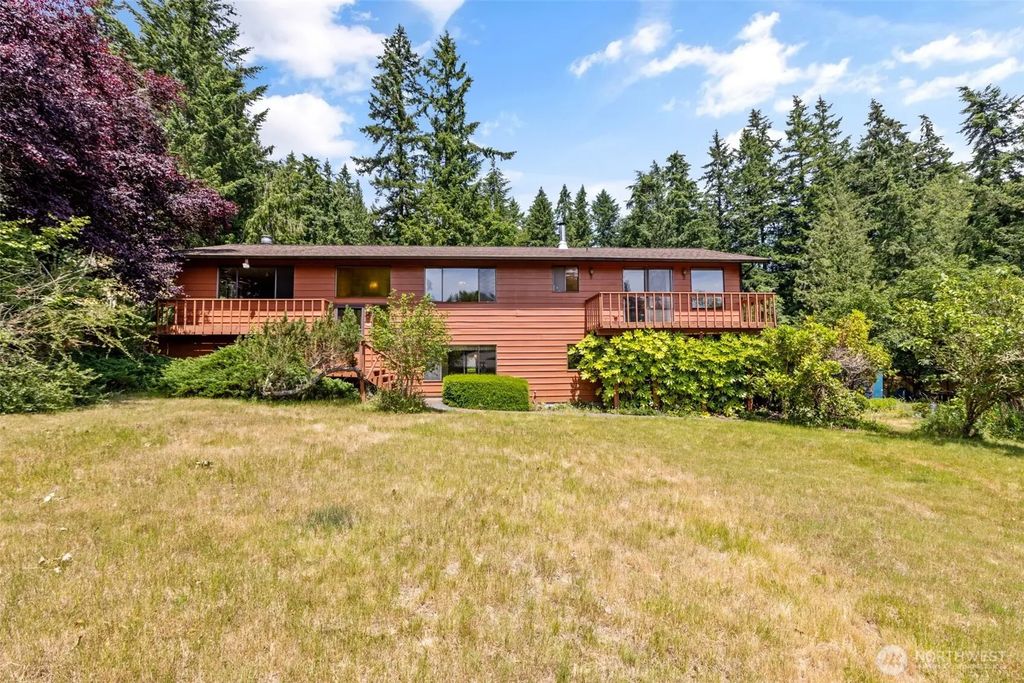 5359 Ruby Place Ne, Bainbridge Island