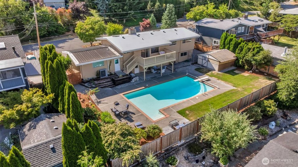 19156 66th Place Ne, Kenmore