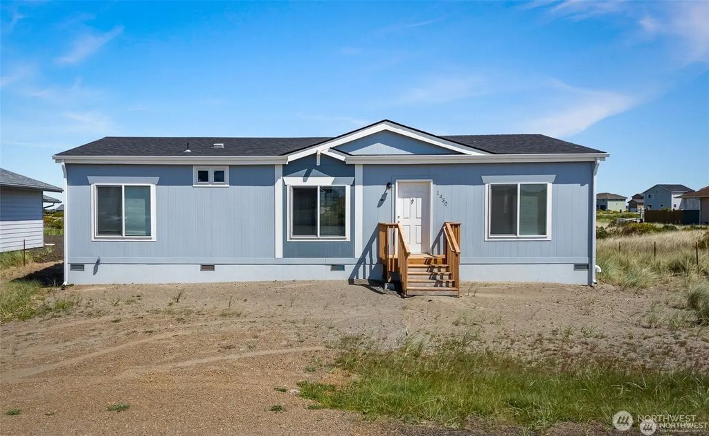 1430 Ocean Shores Boulevard Sw, Ocean Shores