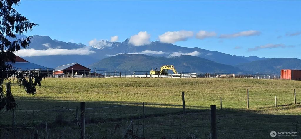 4 Lunderville Lane, Port Angeles