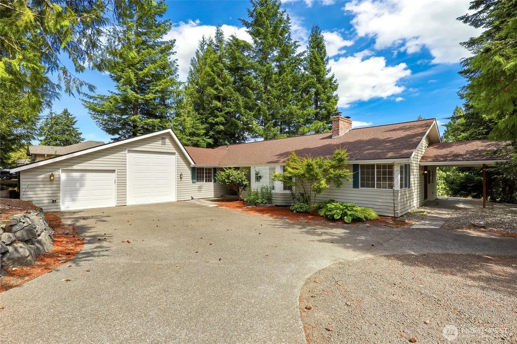 400 E Old Ranch Road, Allyn