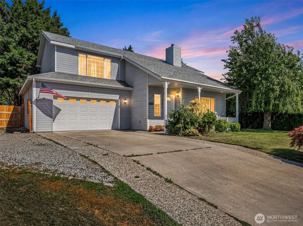 121 Manhattan Square, East Wenatchee