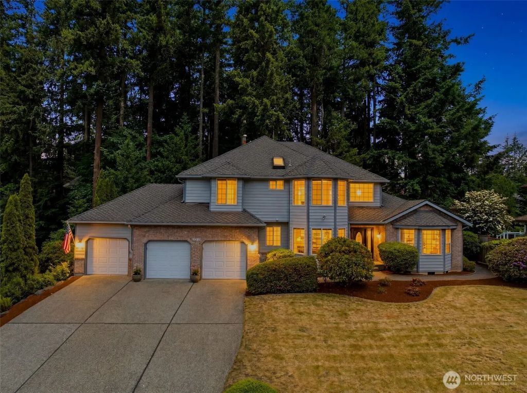 23232 Se 253rd Place, Maple Valley