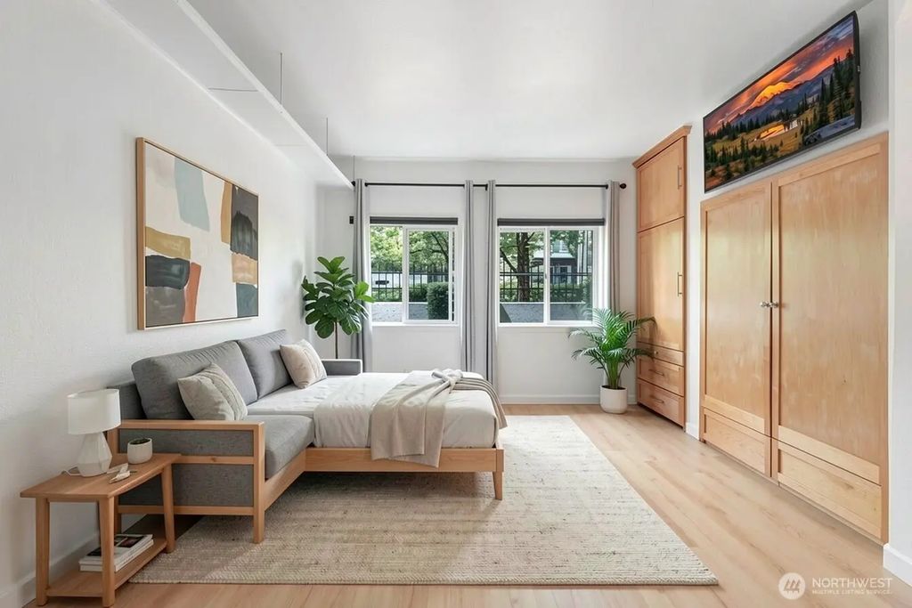 300 10th Avenue A110, Seattle