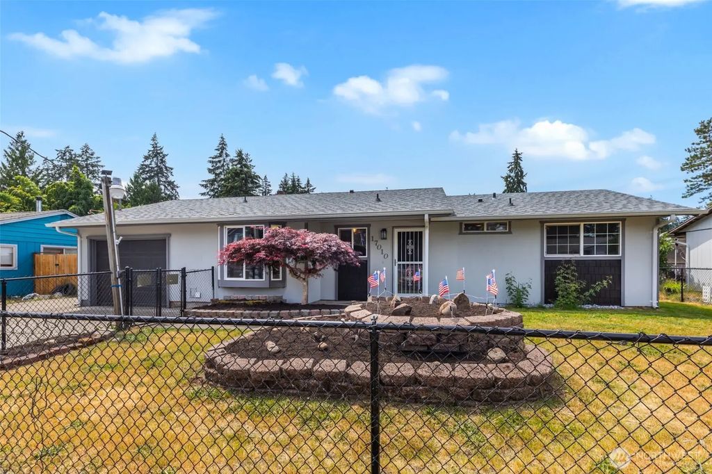 17010 16th Avenue E, Spanaway