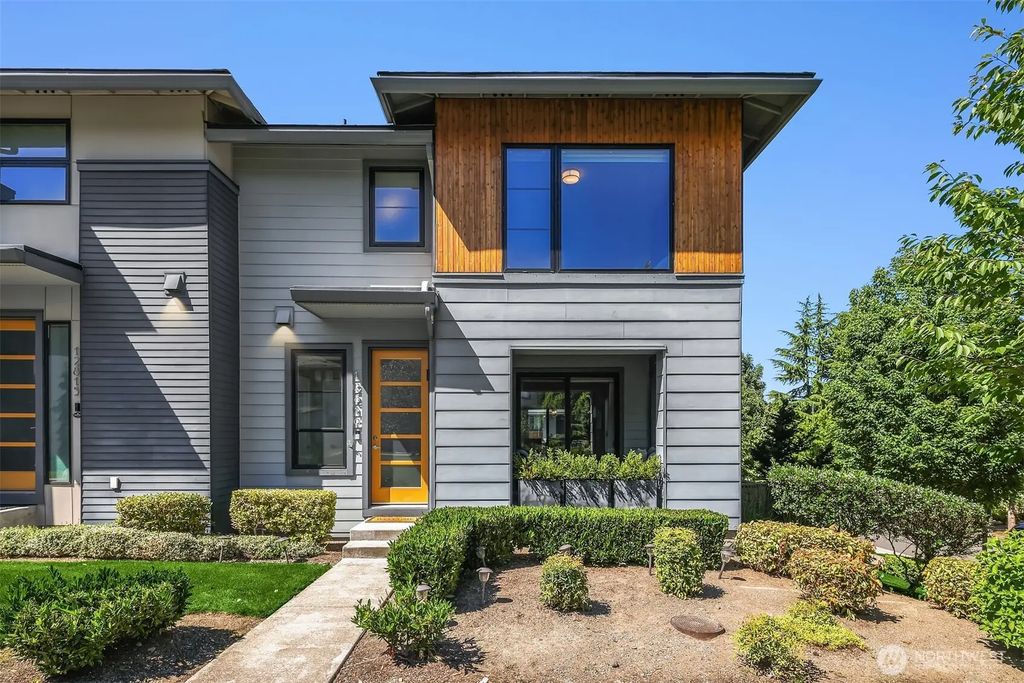 12819 Se 75th Court, Newcastle
