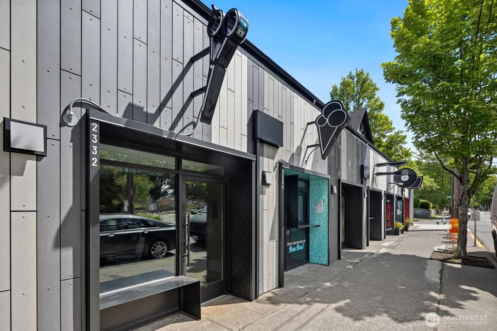 2332 E Cherry Street, Seattle