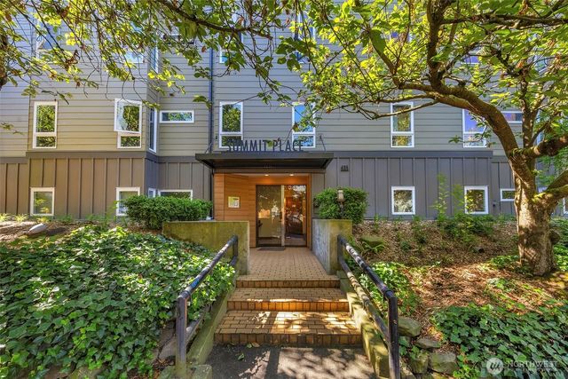 435 Summit Avenue E 402, Seattle