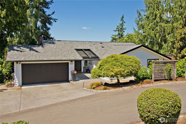 4935 116th Place Se, Bellevue