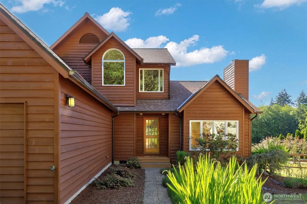27201 State Highway 3 Ne, Poulsbo