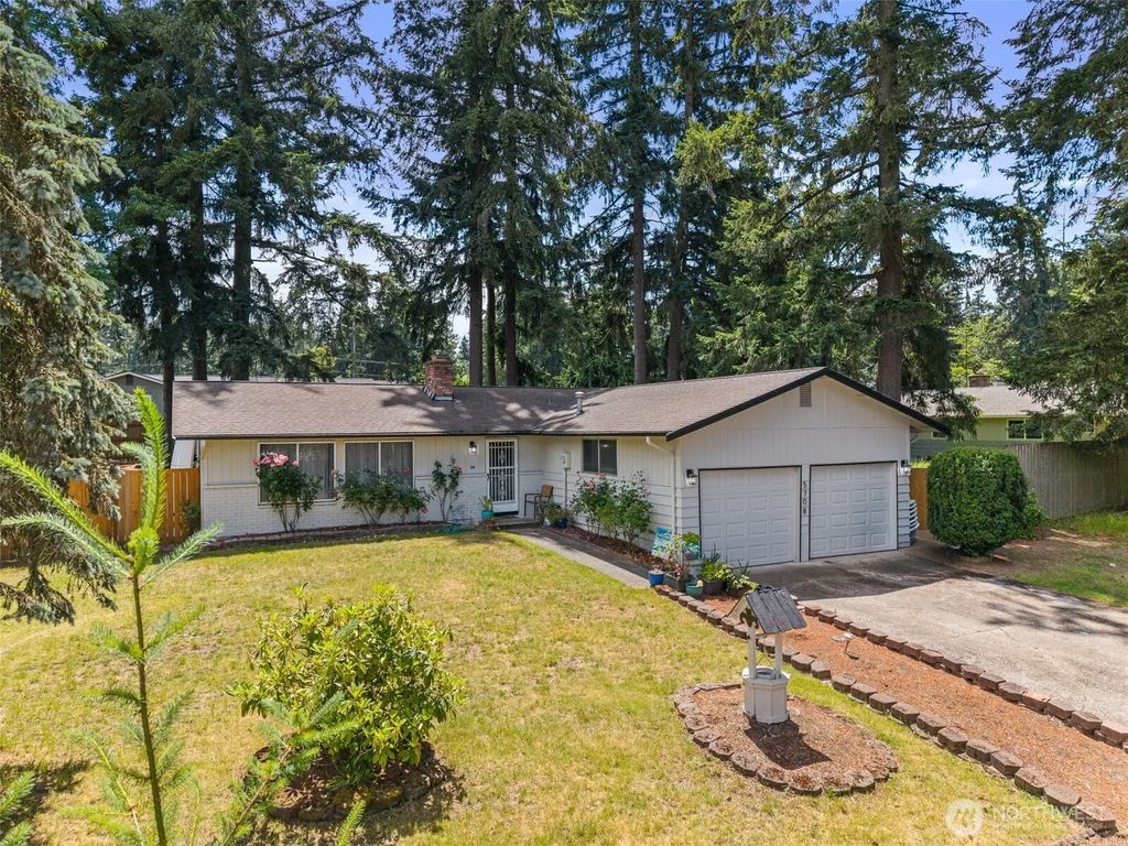 5708 78th Street E, Puyallup