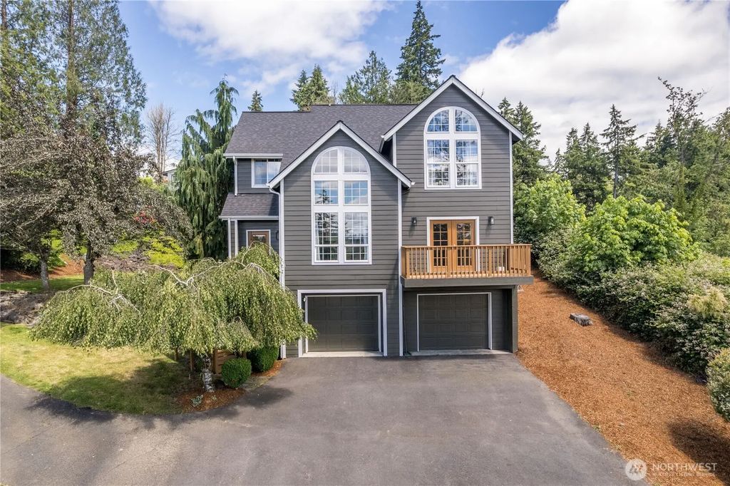 2420 Ivy Lane, Kelso