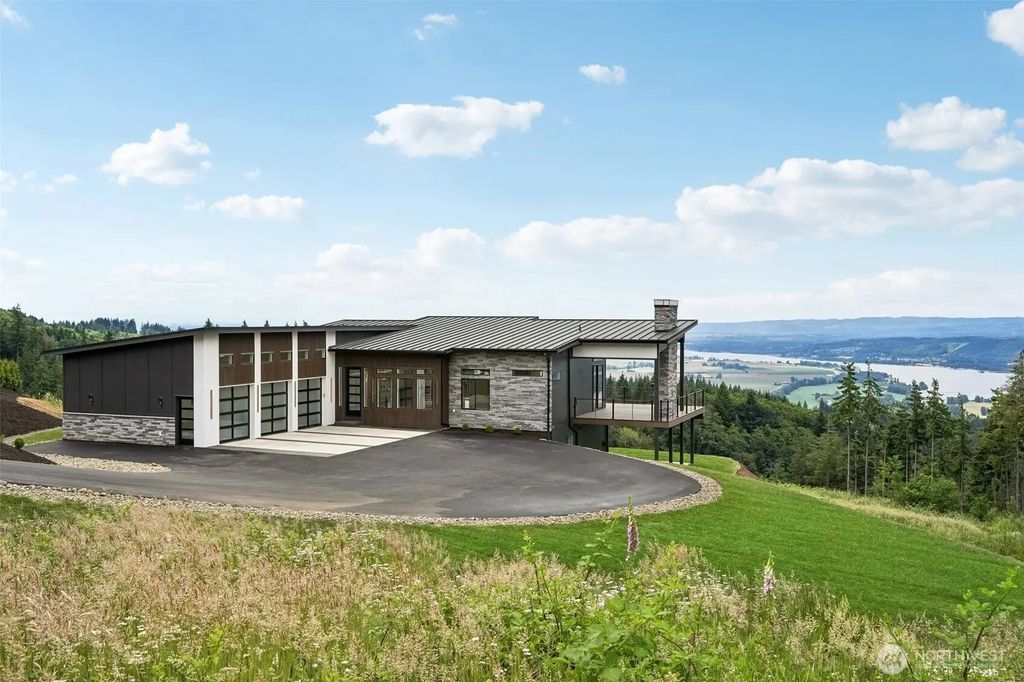 340 Anderson Drive, Kalama