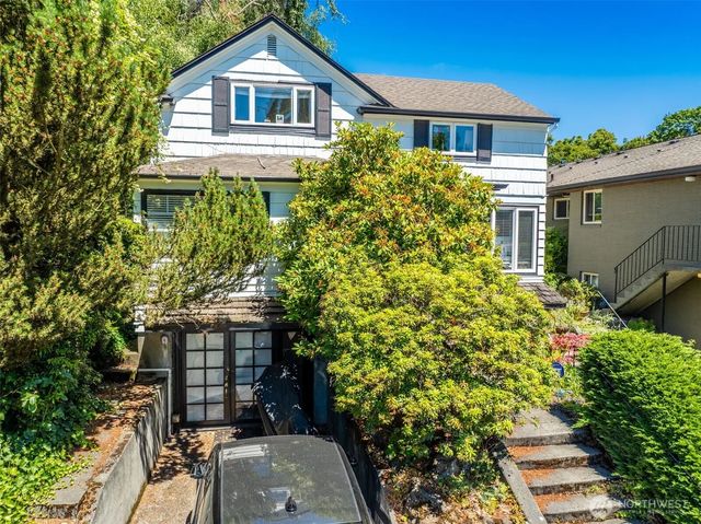 910 E Prospect Street, Seattle