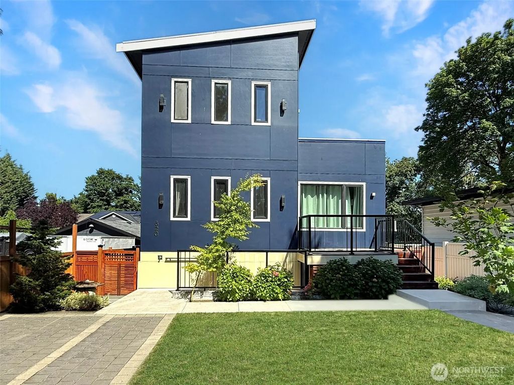 620 Stevens Avenue Nw, Renton