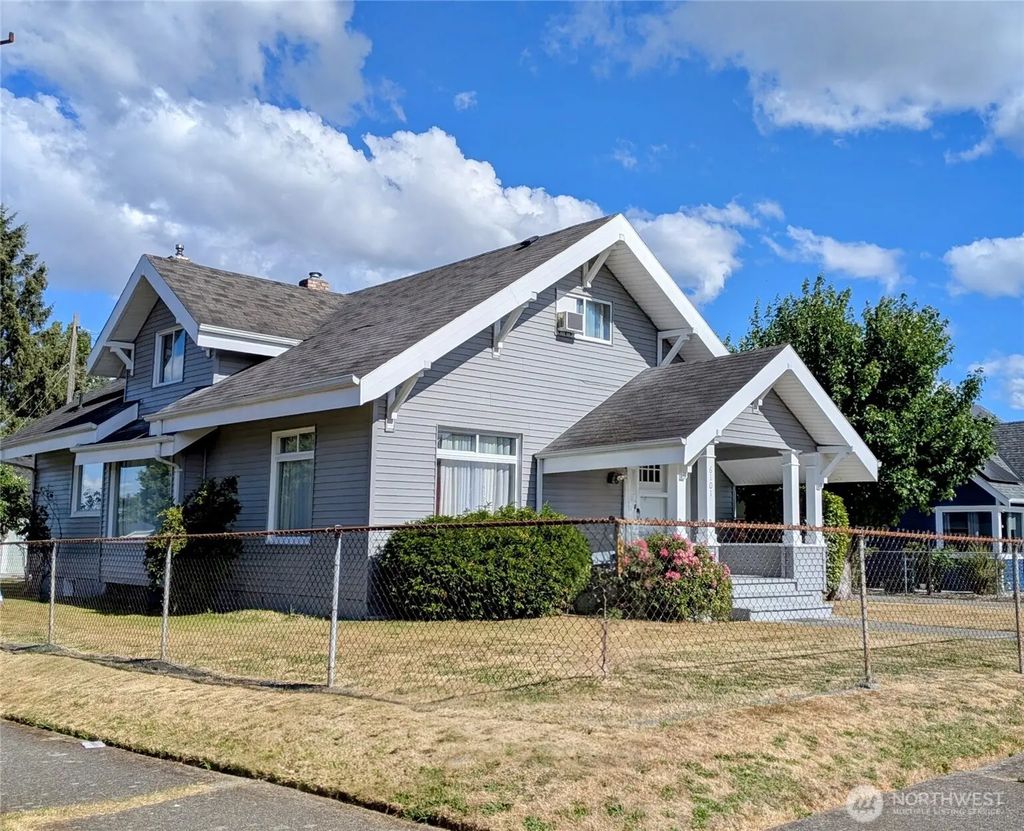 6101 Tacoma Avenue S, Tacoma
