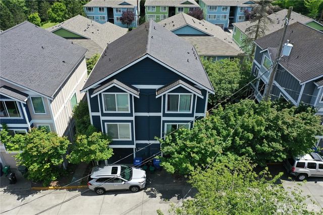 2414 Sw Holden Street B, Seattle