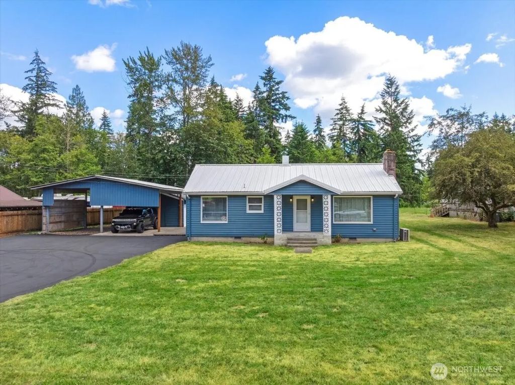 14722 Kapowsin Highway E, Graham