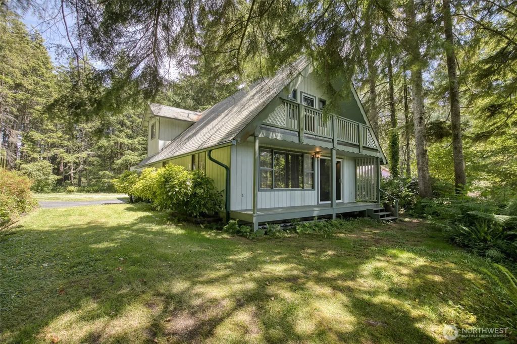 2782 State Rt 109, Ocean Shores
