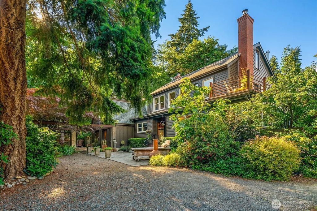 8416 Sw 216th Street, Vashon