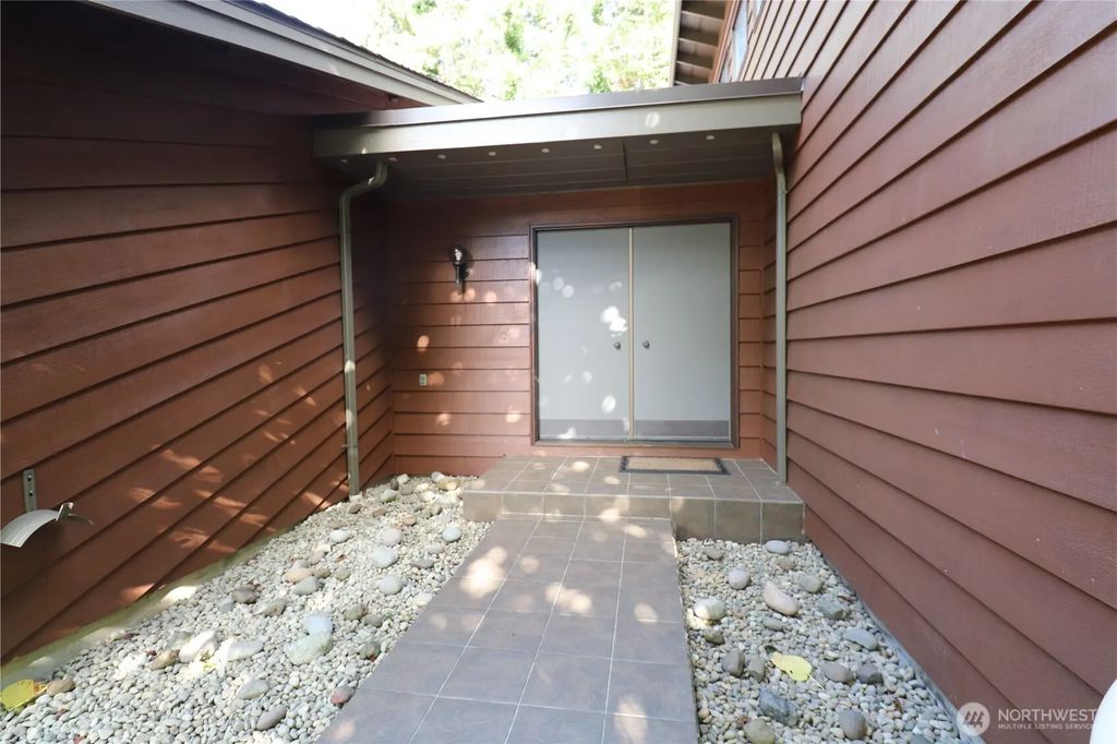 502 Val Vista Drive, Montesano