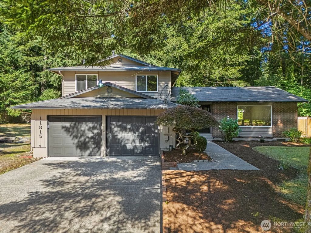 11315 83rd Avenue Sw, Lakewood