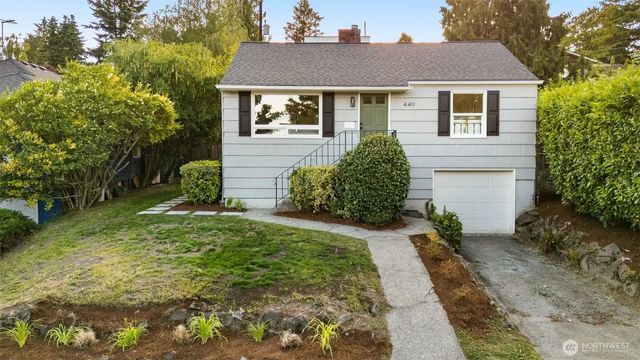 4411 50th Avenue Sw, Seattle