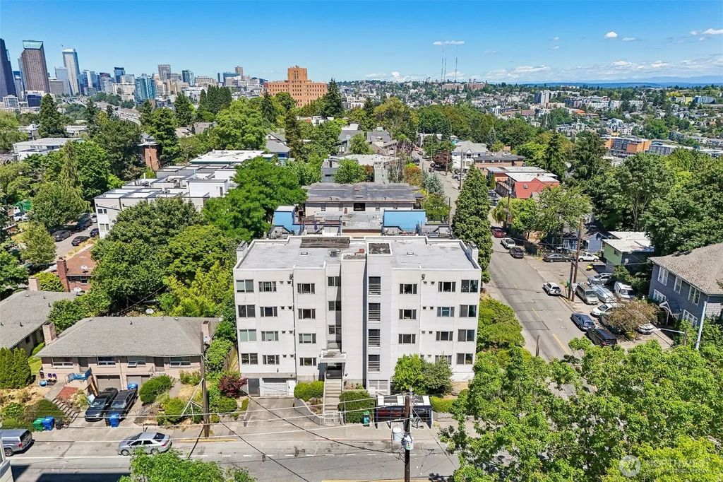 1312 S Massachusetts Street 301, Seattle