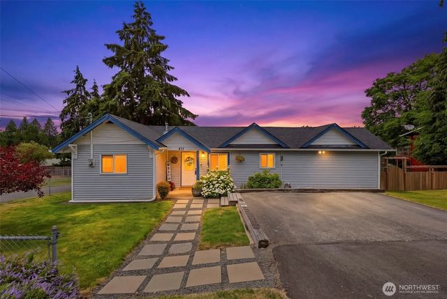411 23rd Avenue, Milton