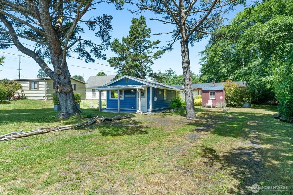886 & 884 Cranberry Road, Grayland