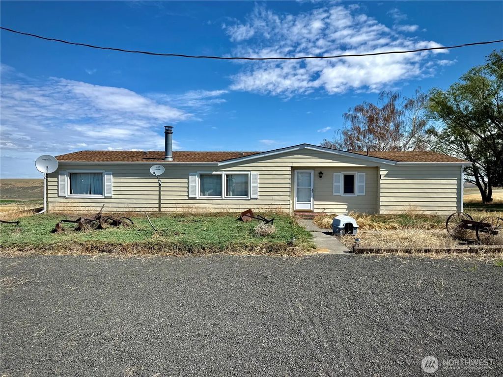 7603 Coyote Heights Road N, Odessa