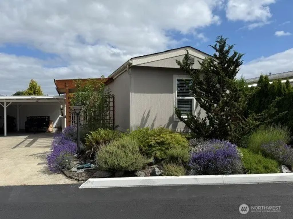 10517 62nd Street E 92, Puyallup