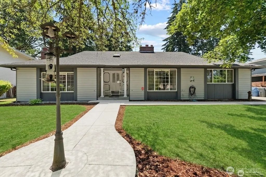 7826 Agate Drive Sw, Lakewood