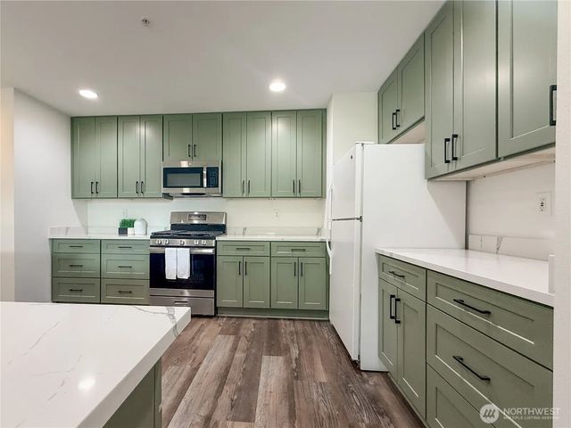 12208 Ne 24th Street 124, Bellevue