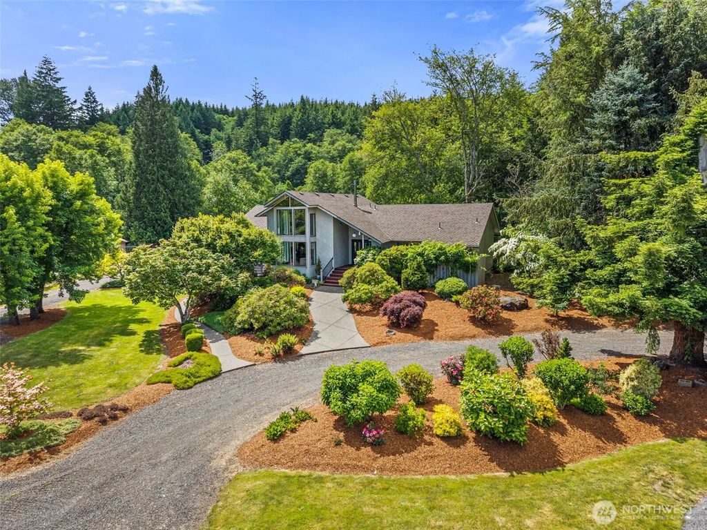 1677 North Fork Road, Chehalis